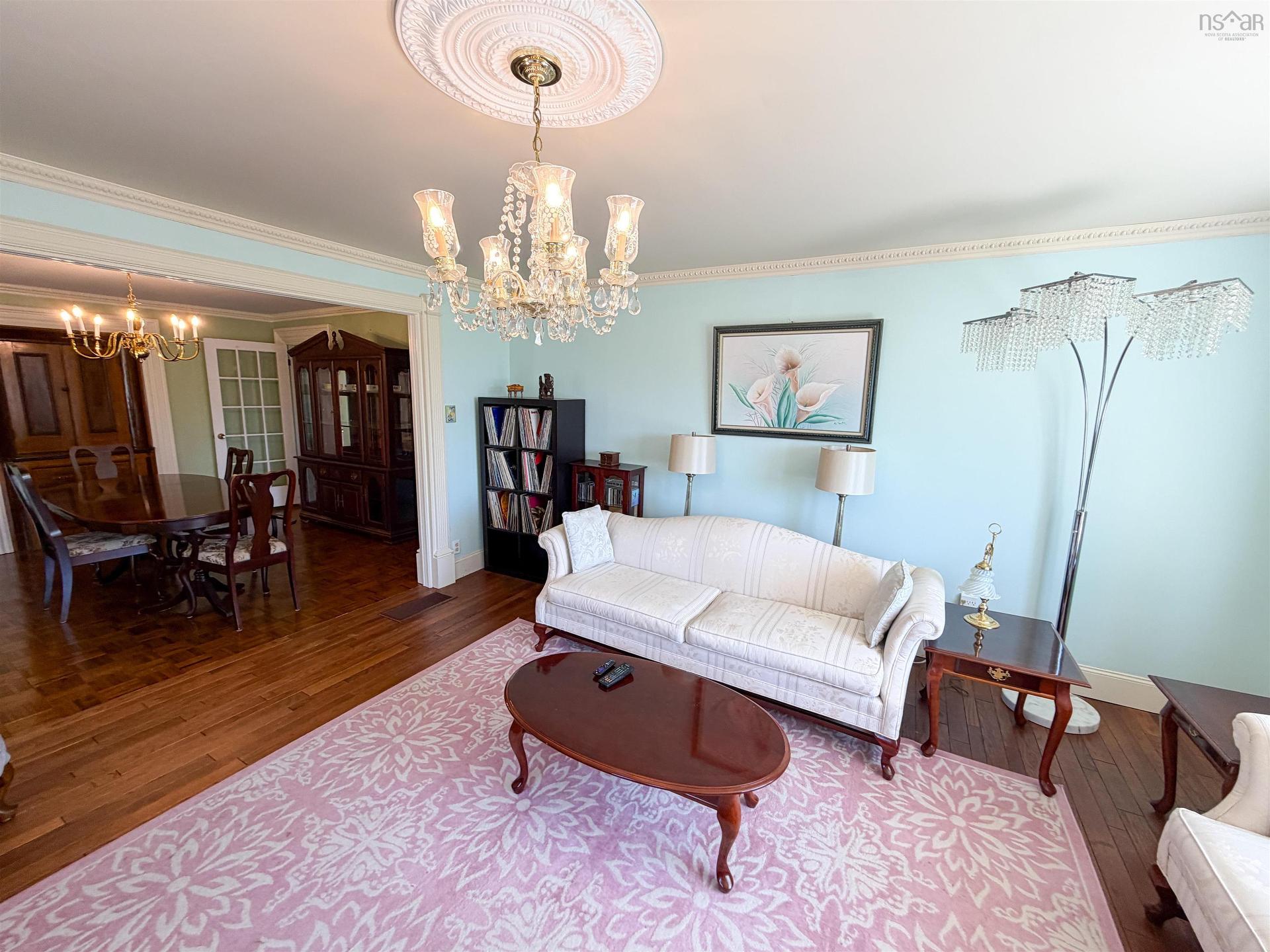 108 Highway 304, Overton, NS - Indoor Photo Showing Living Room