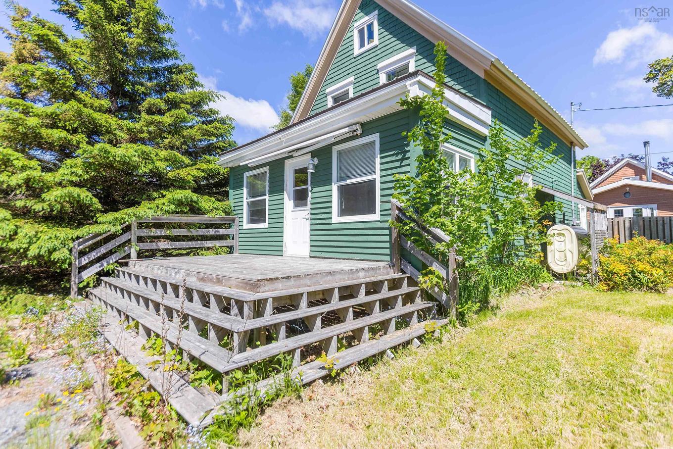 1 Moore Street, Parrsboro, NS