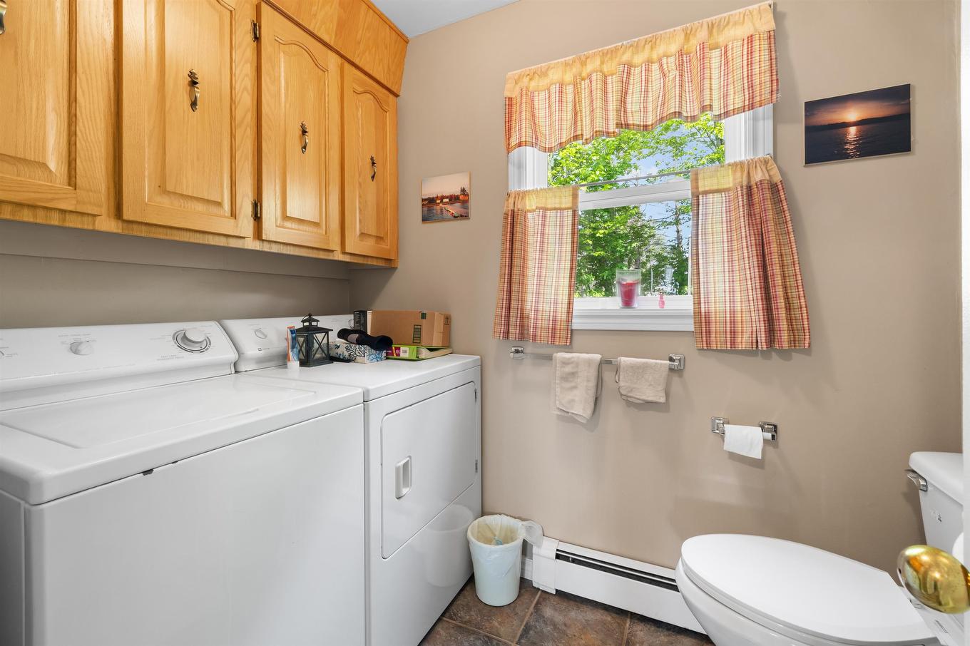 2 Laura Lane, Stratford, PE