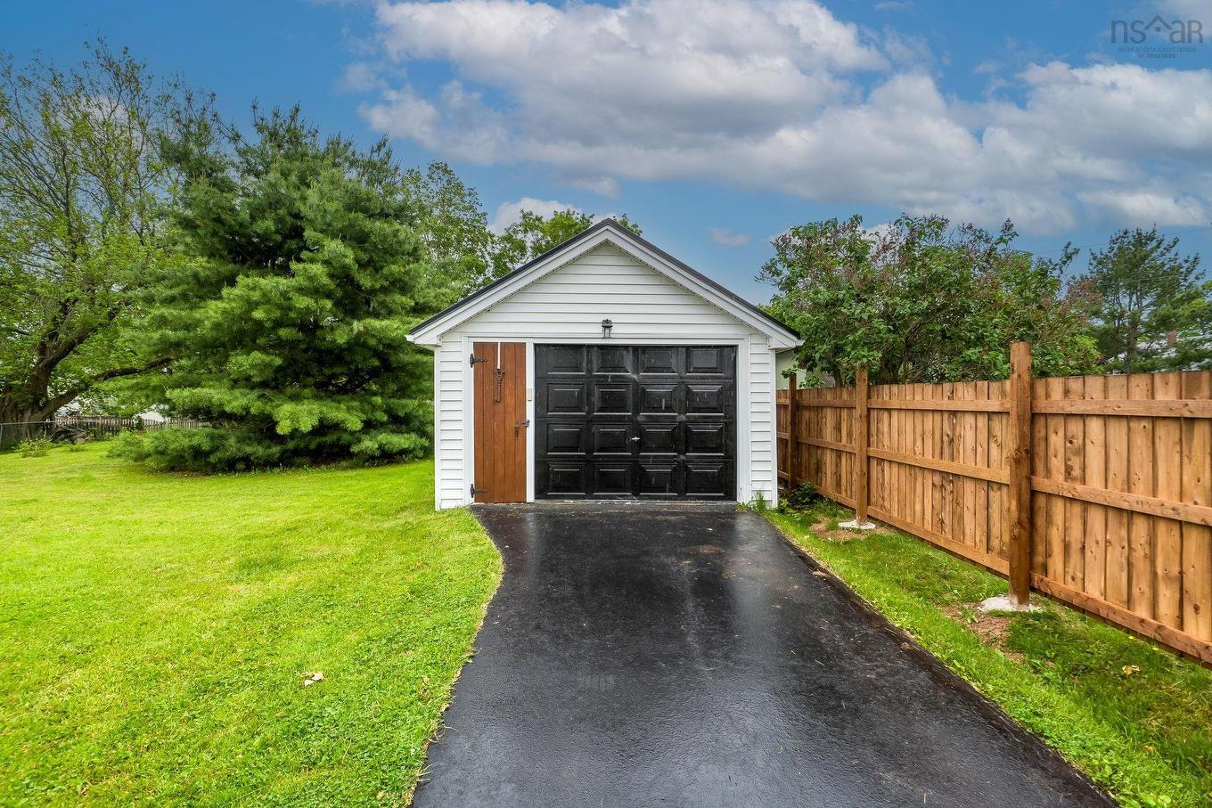 90 Churchill Street, Truro, NS
