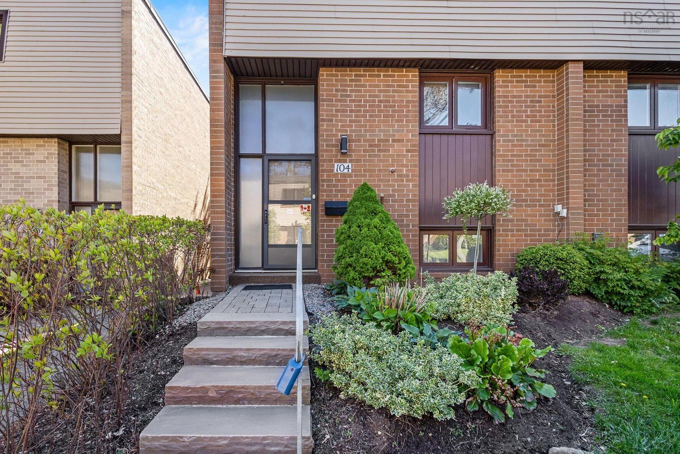 104 Forestside Crescent, Halifax, NS