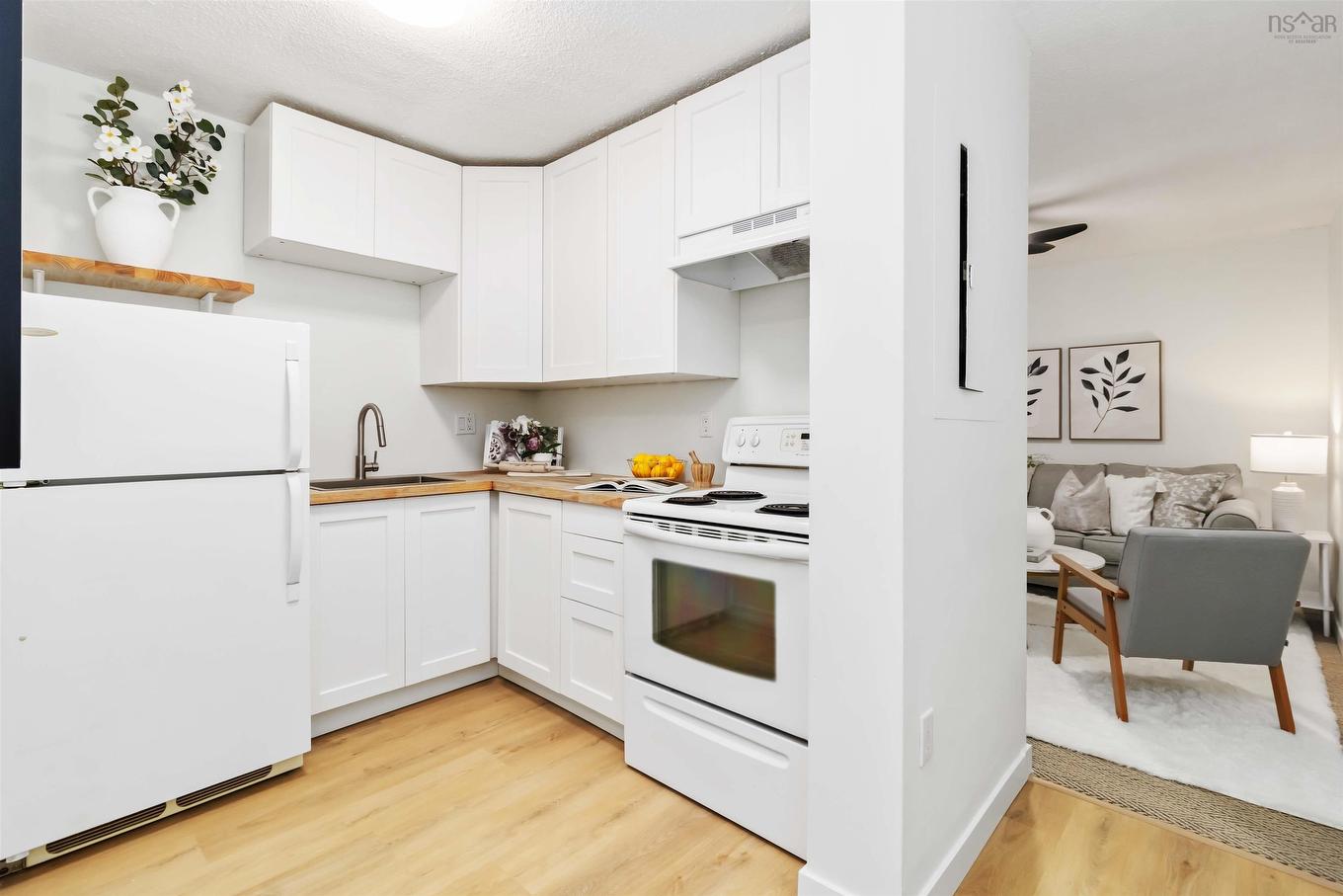 1105 5572 North Ridge Road, Halifax, NS