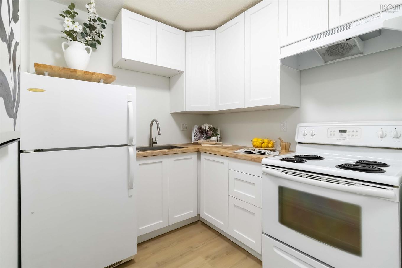 1105 5572 North Ridge Road, Halifax, NS
