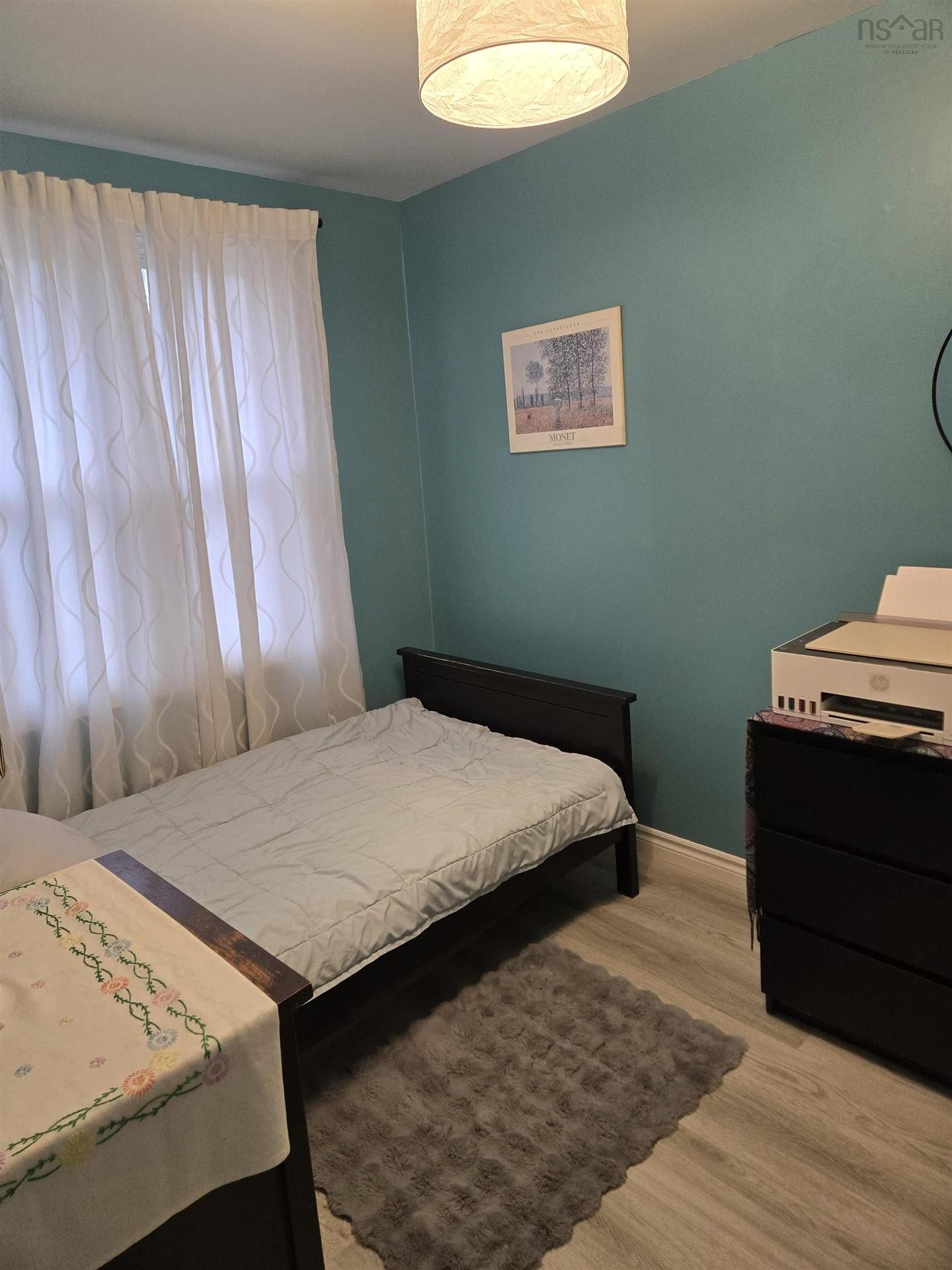 27 Smith Avenue, Bridgewater, NS