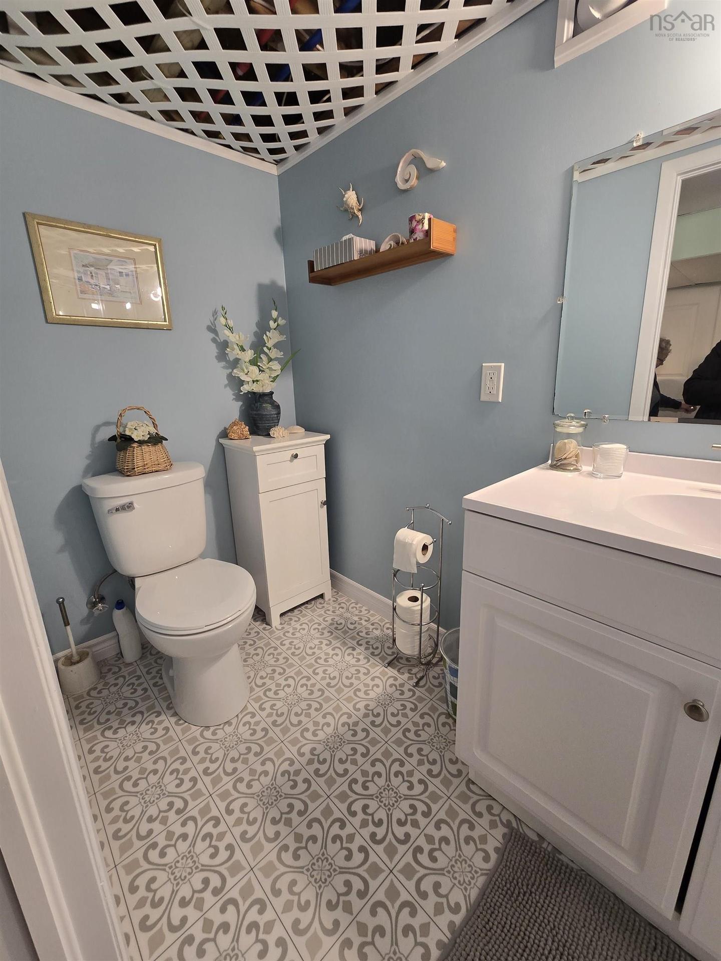 27 Smith Avenue, Bridgewater, NS