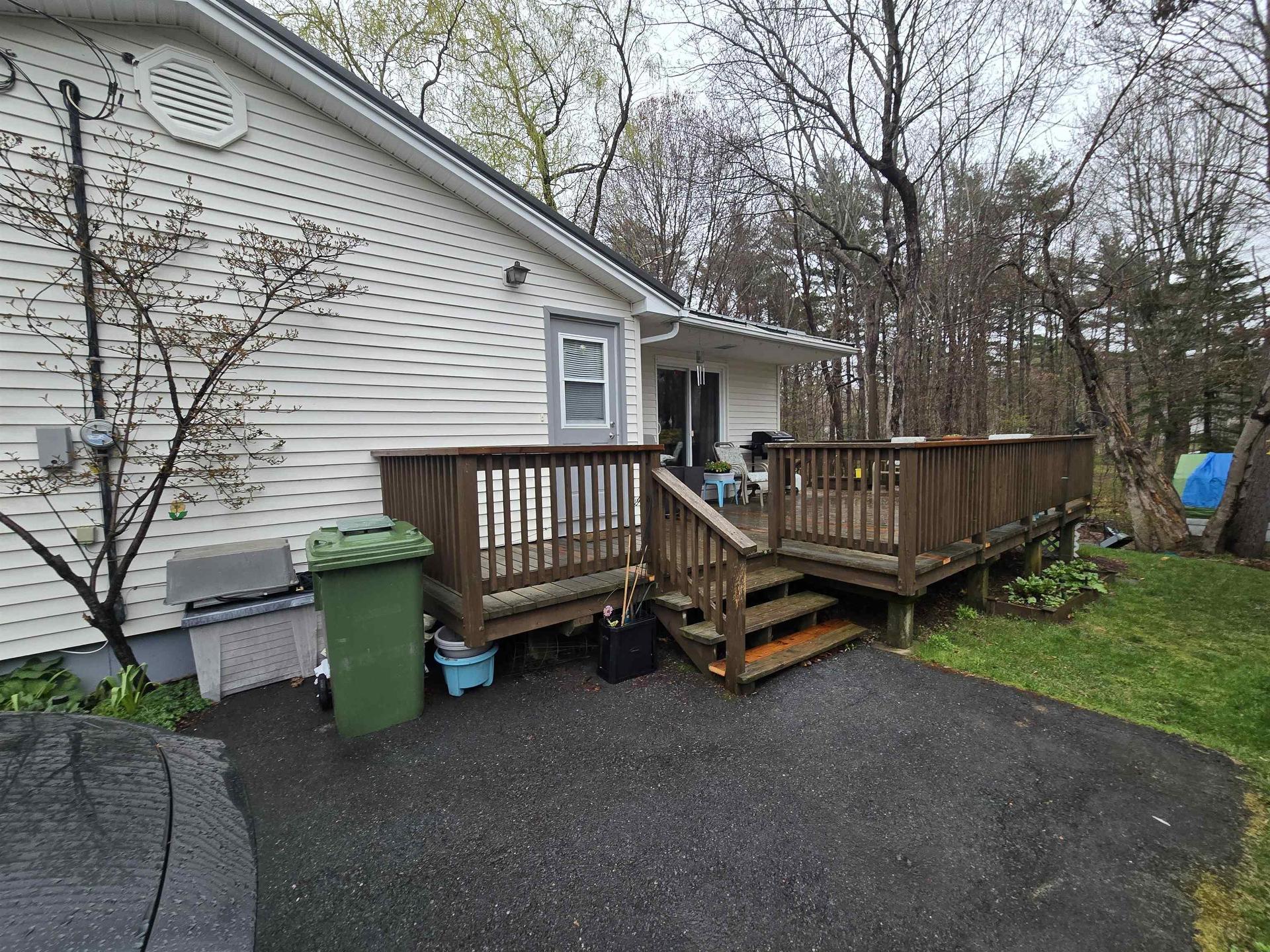 27 Smith Avenue, Bridgewater, NS
