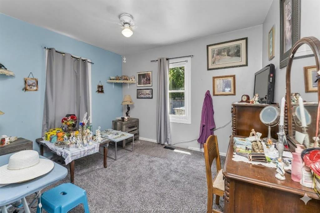 2377 Arthur, Windsor, ON