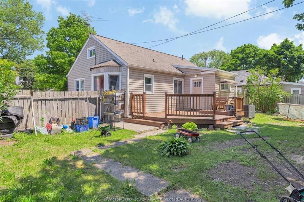 2377 Arthur, Windsor, ON