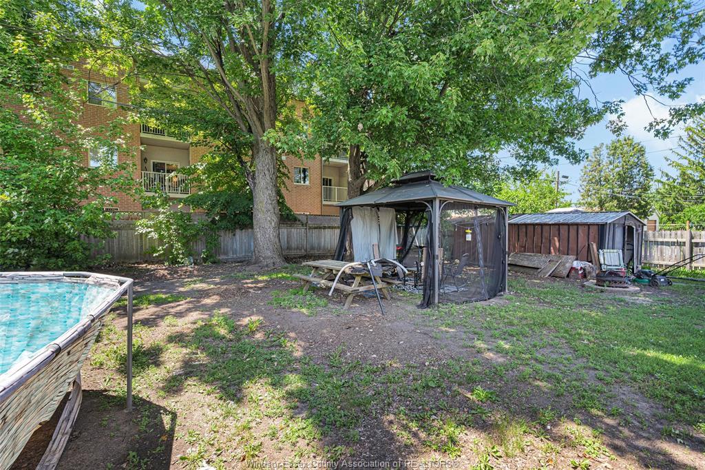 2377 Arthur, Windsor, ON