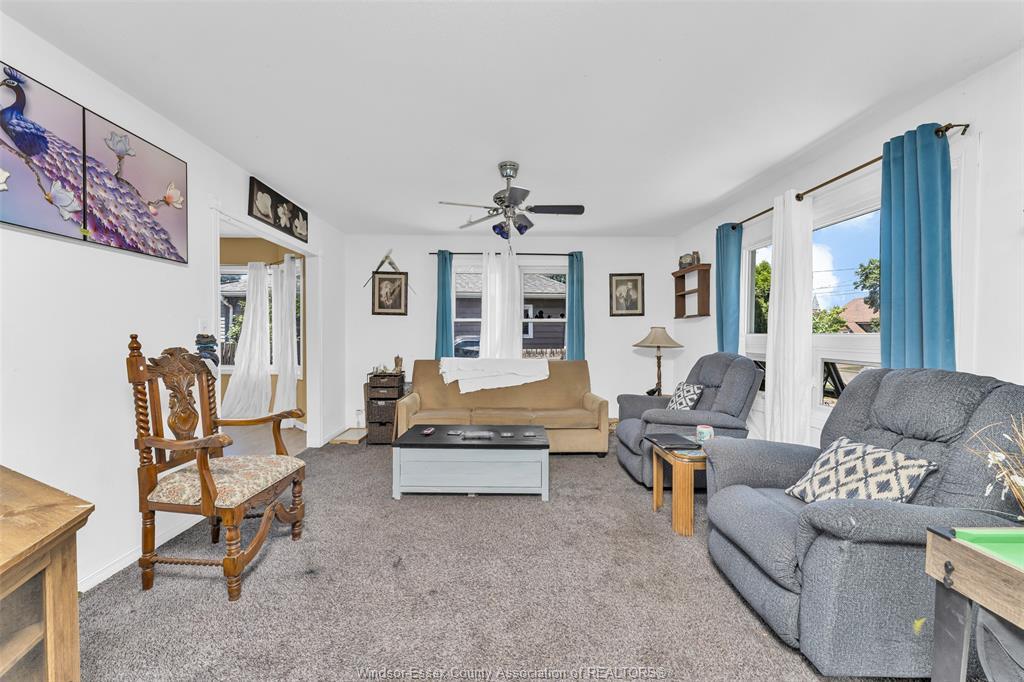 2377 Arthur, Windsor, ON