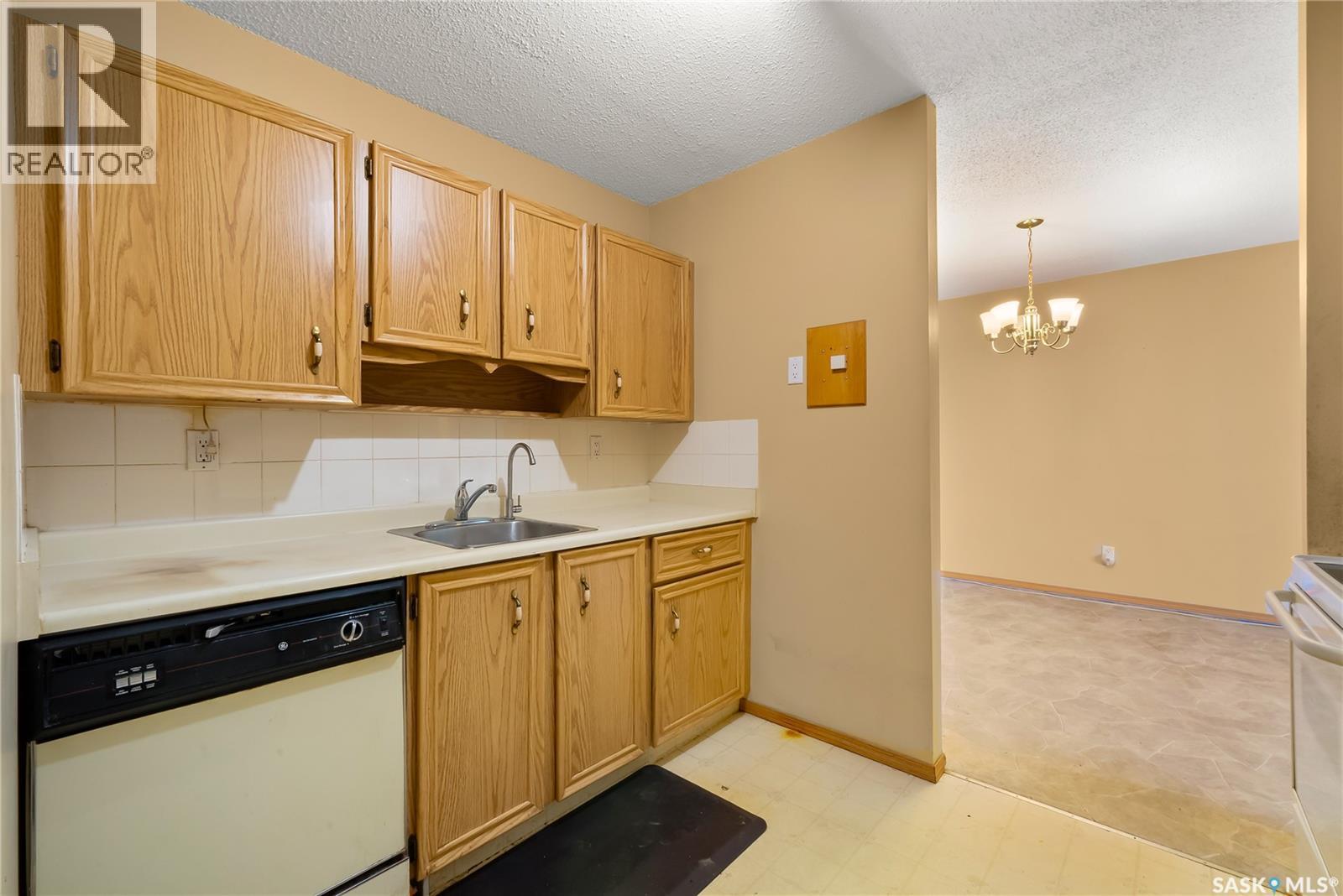 304 4615 Rae Street, Regina, SK