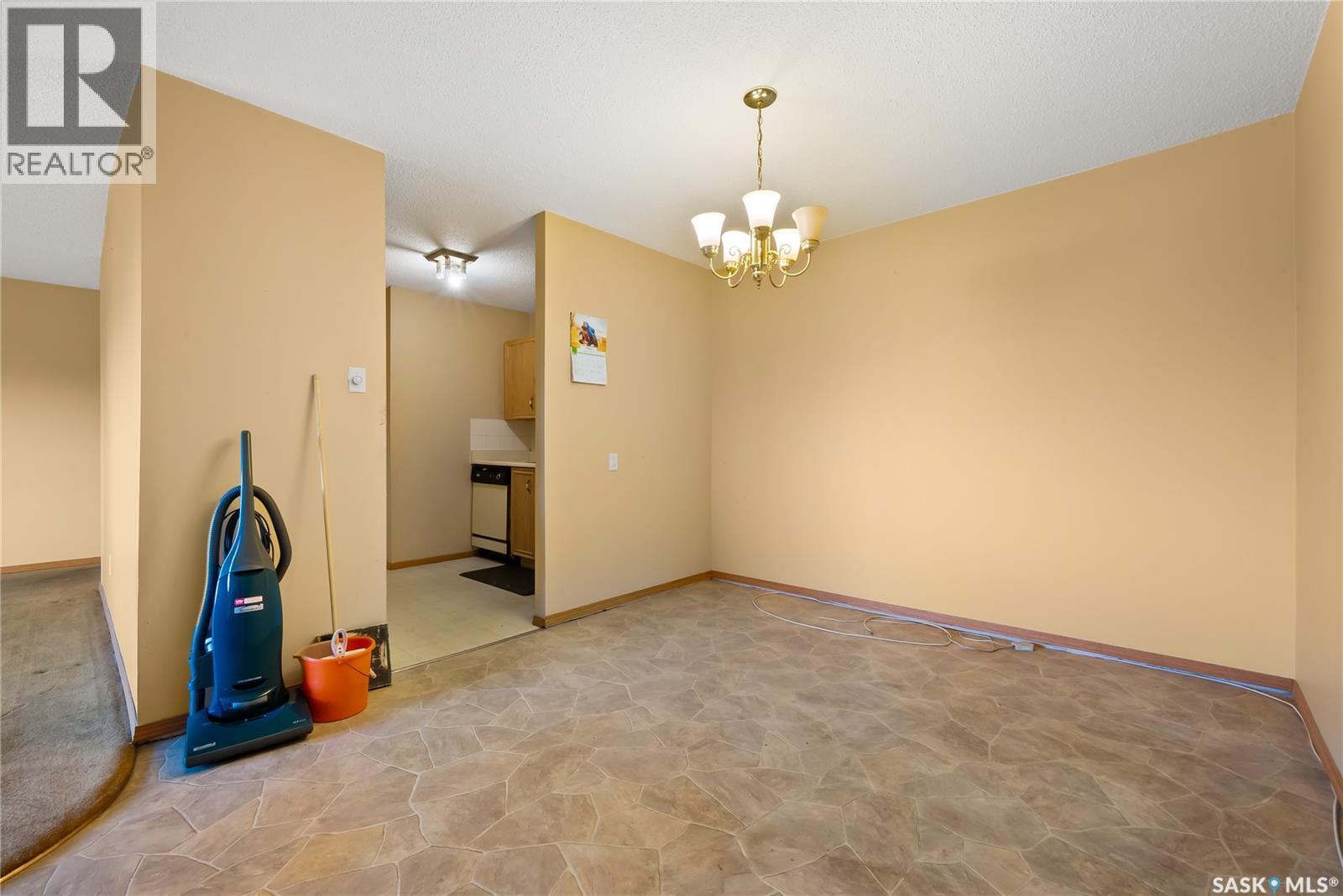 304 4615 Rae Street, Regina, SK