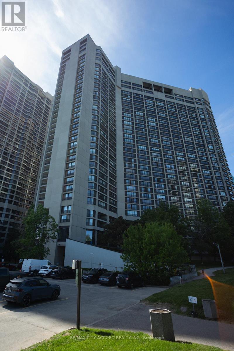 2018 - 33 Harbour Square, Toronto, ON