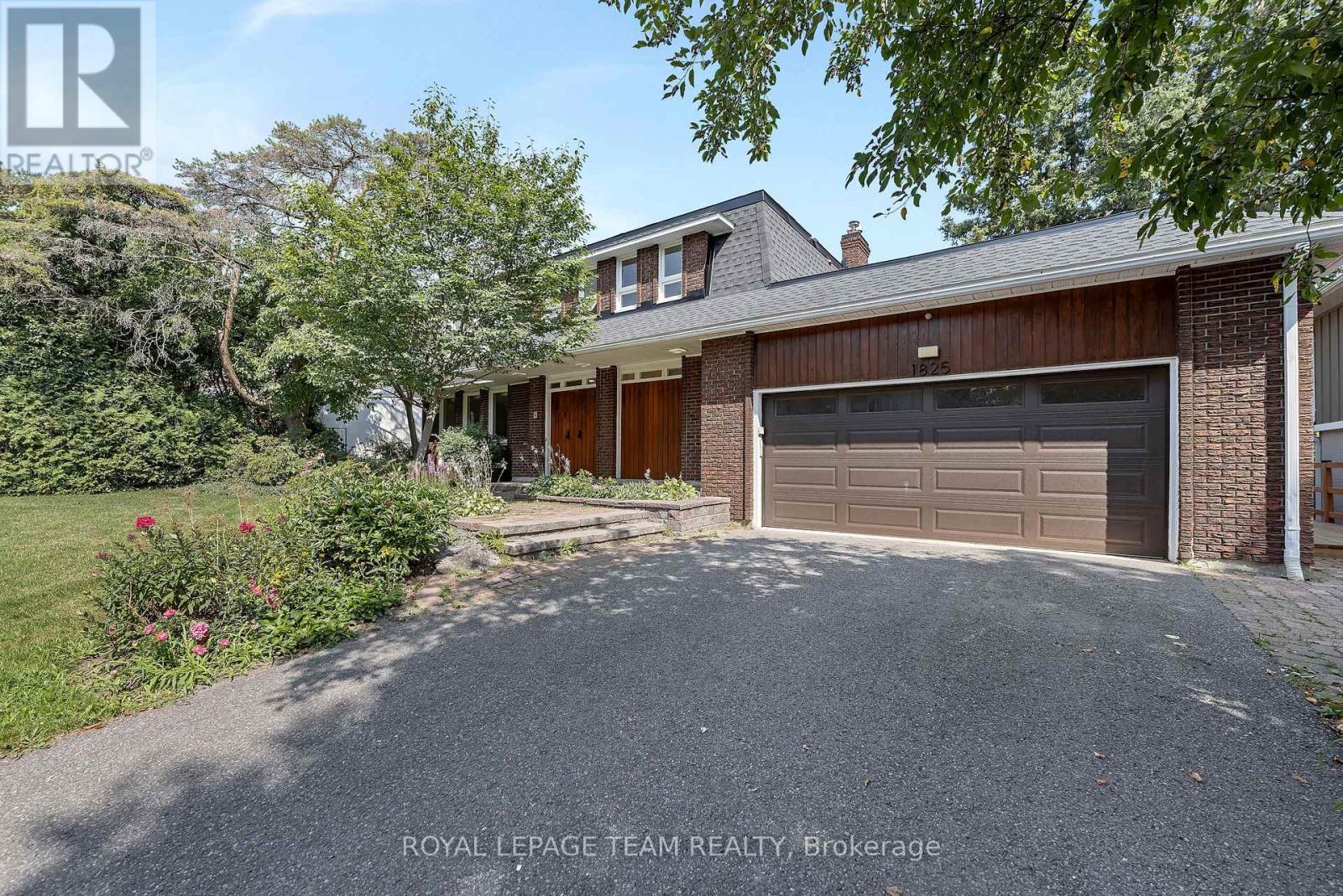 1825 Yale Avenue, Ottawa, ON