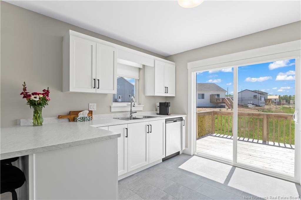 100 Macintosh Blvd, Moncton, NB