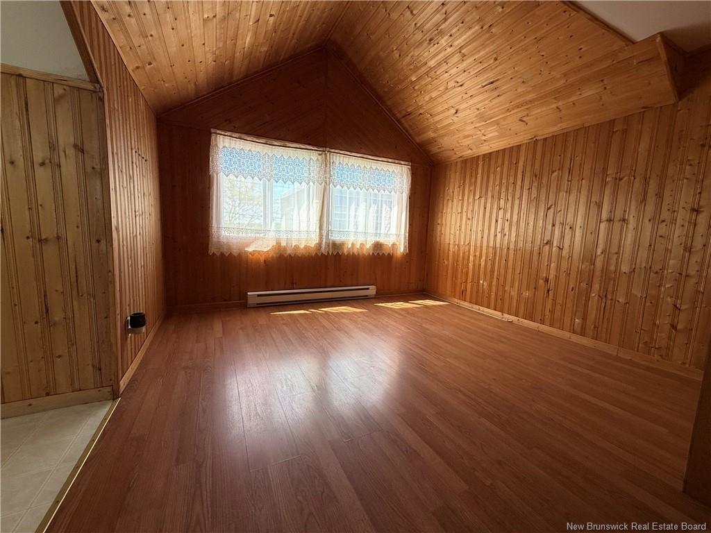 271 Douglas Ave, Bathurst, NB