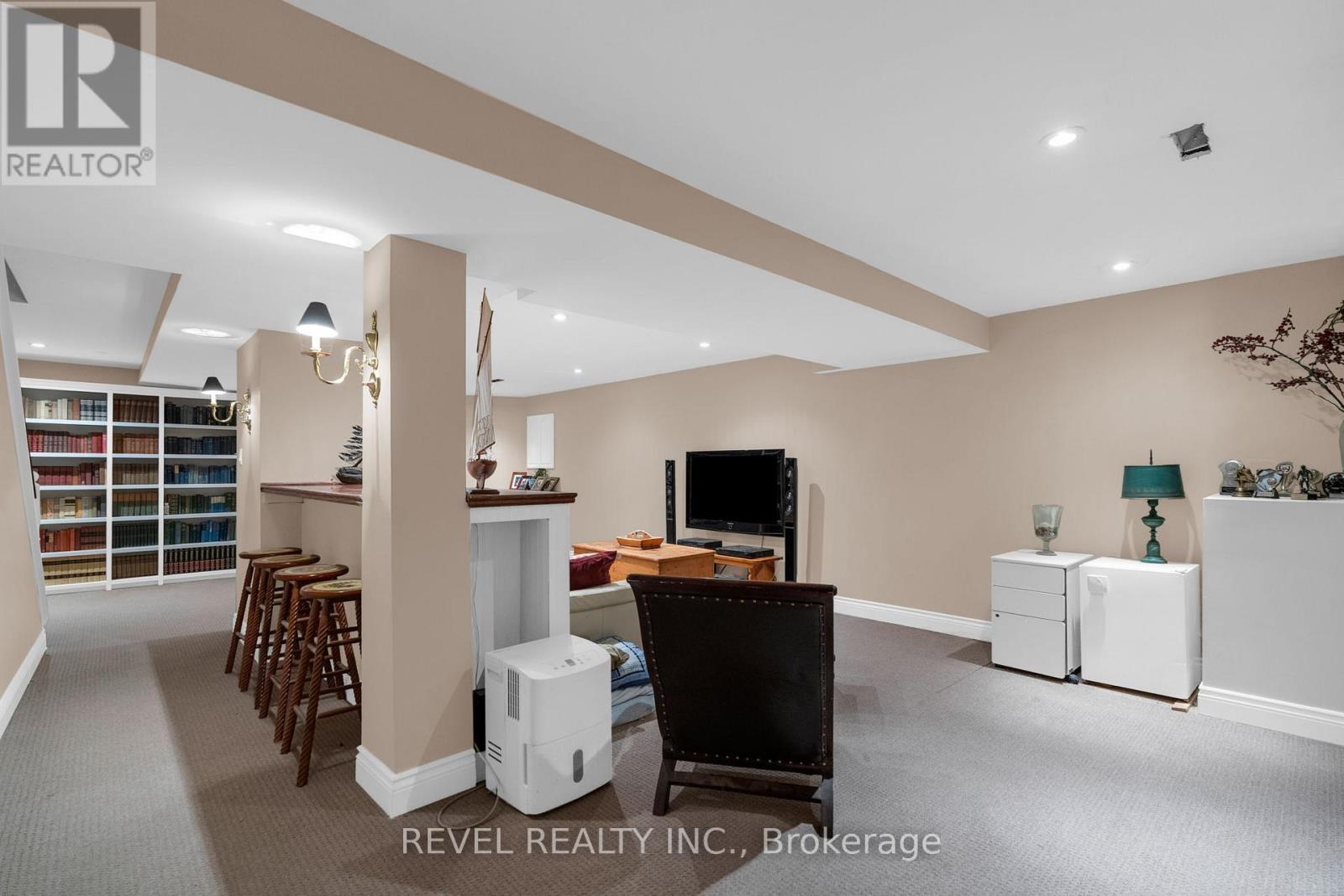 33 Falling Brook Drive, Barrie, ON