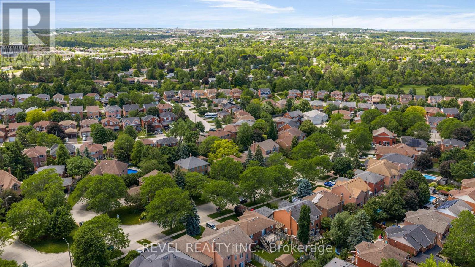 33 Falling Brook Drive, Barrie, ON