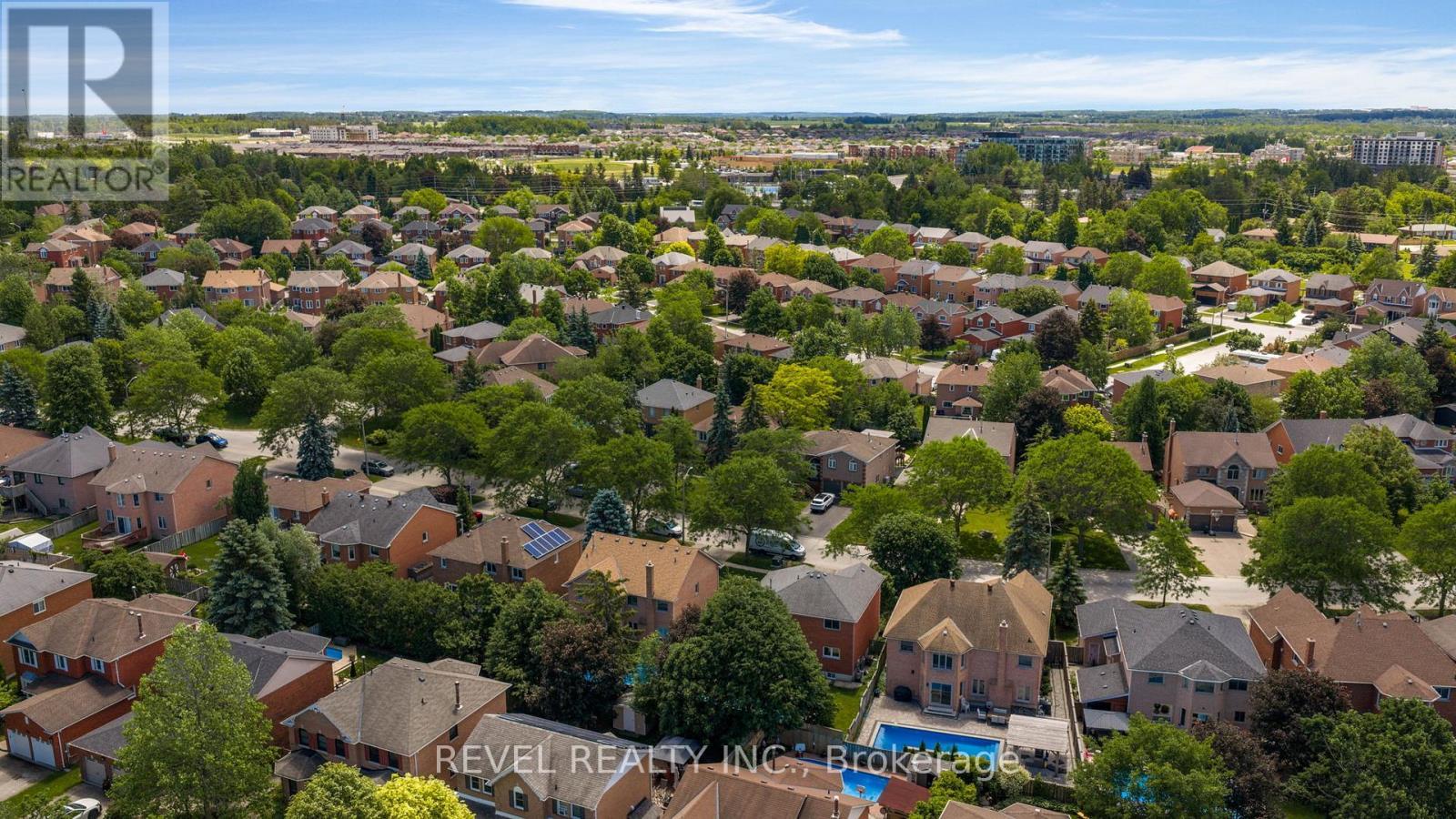 33 Falling Brook Drive, Barrie, ON