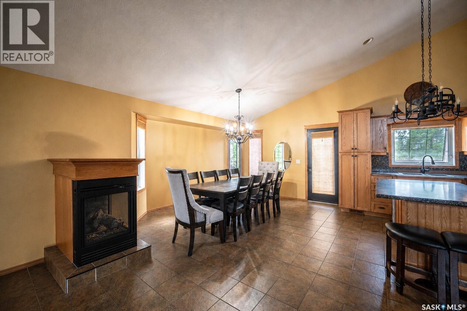 703 Beechmont Lane, Saskatoon, SK