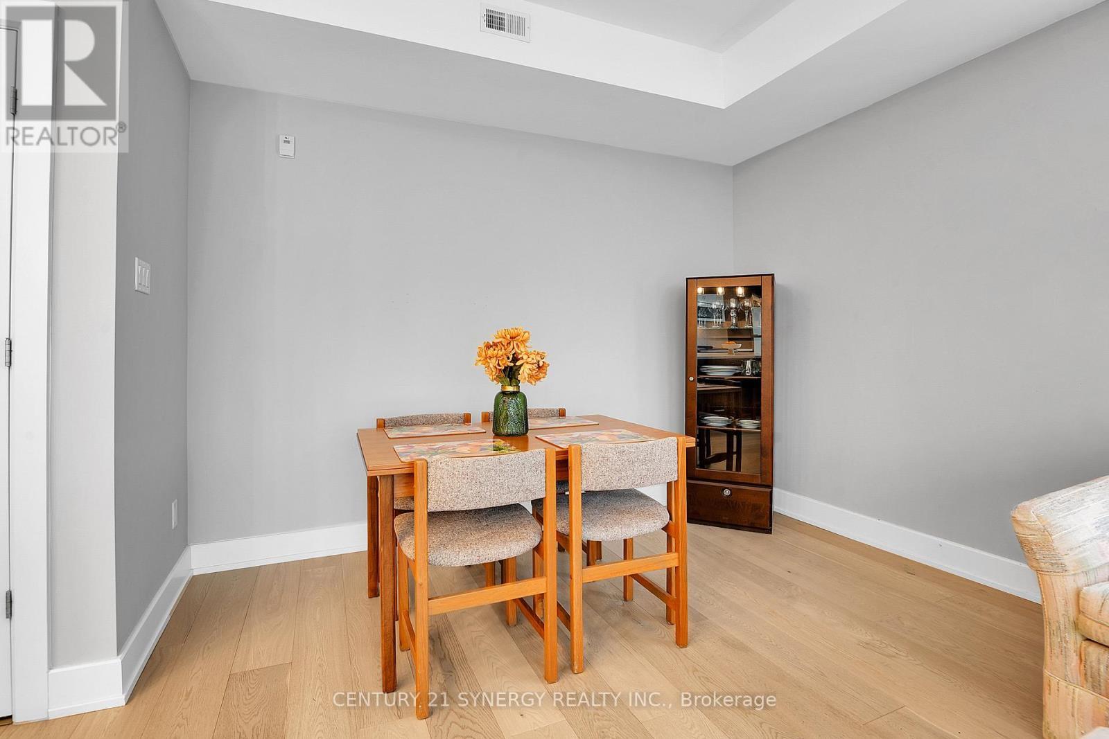 201 - 615 Longfields Drive, Ottawa, ON - Indoor Photo Showing Dining Room