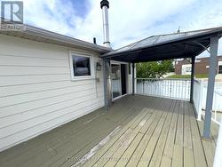 Deck -