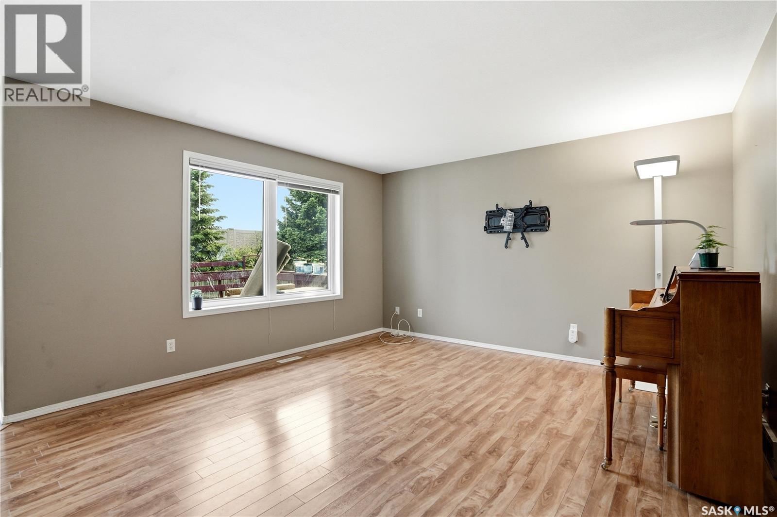 435 Buckwold Cove, Saskatoon, SK