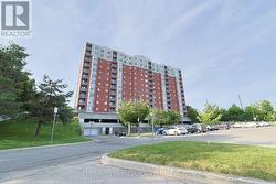 1001 - 30 CHAPMAN COURT London North (North I), ON N6G 4Y4