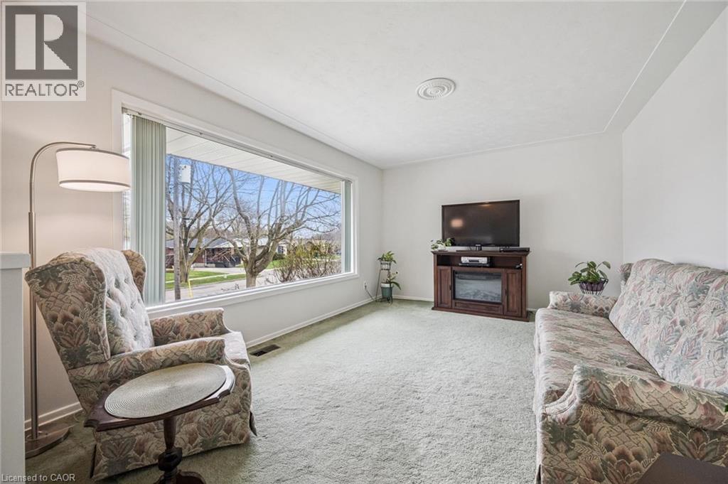 106 Ruskview Road, Kitchener, ON