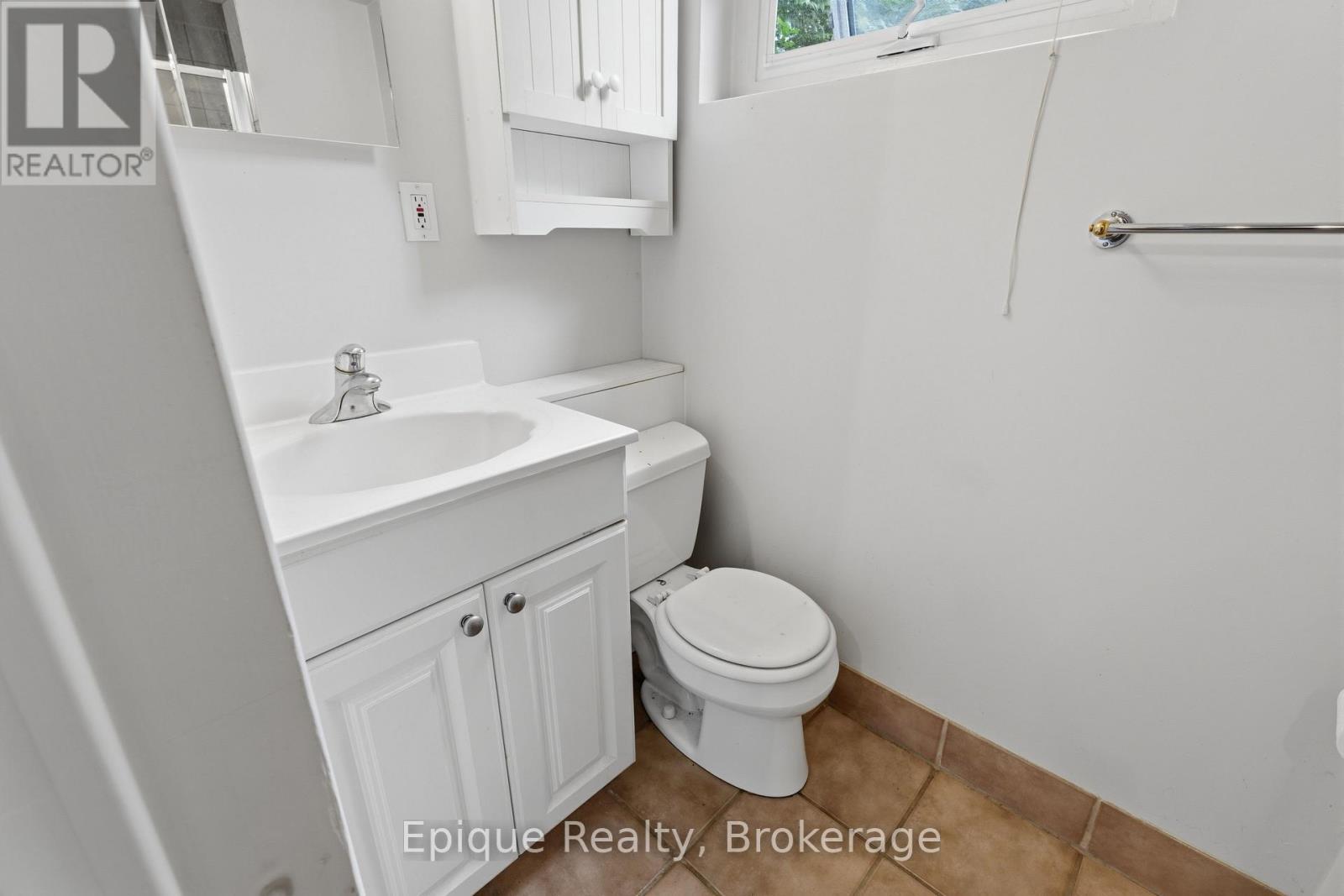 50 Combermere Crescent, Waterloo, ON