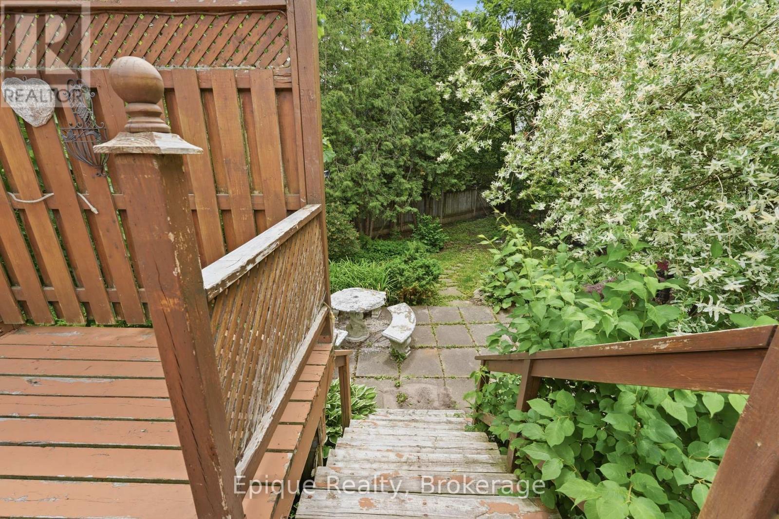50 Combermere Crescent, Waterloo, ON