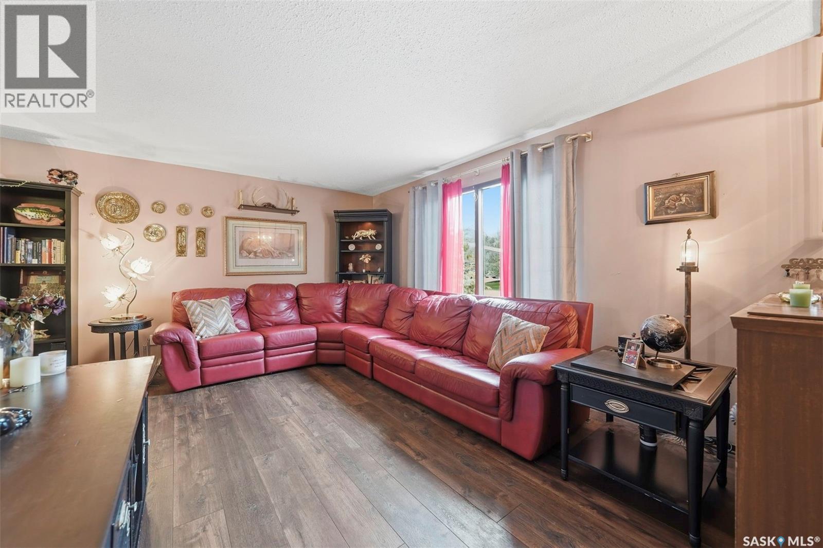 30 Riel Crescent, Saskatoon, SK