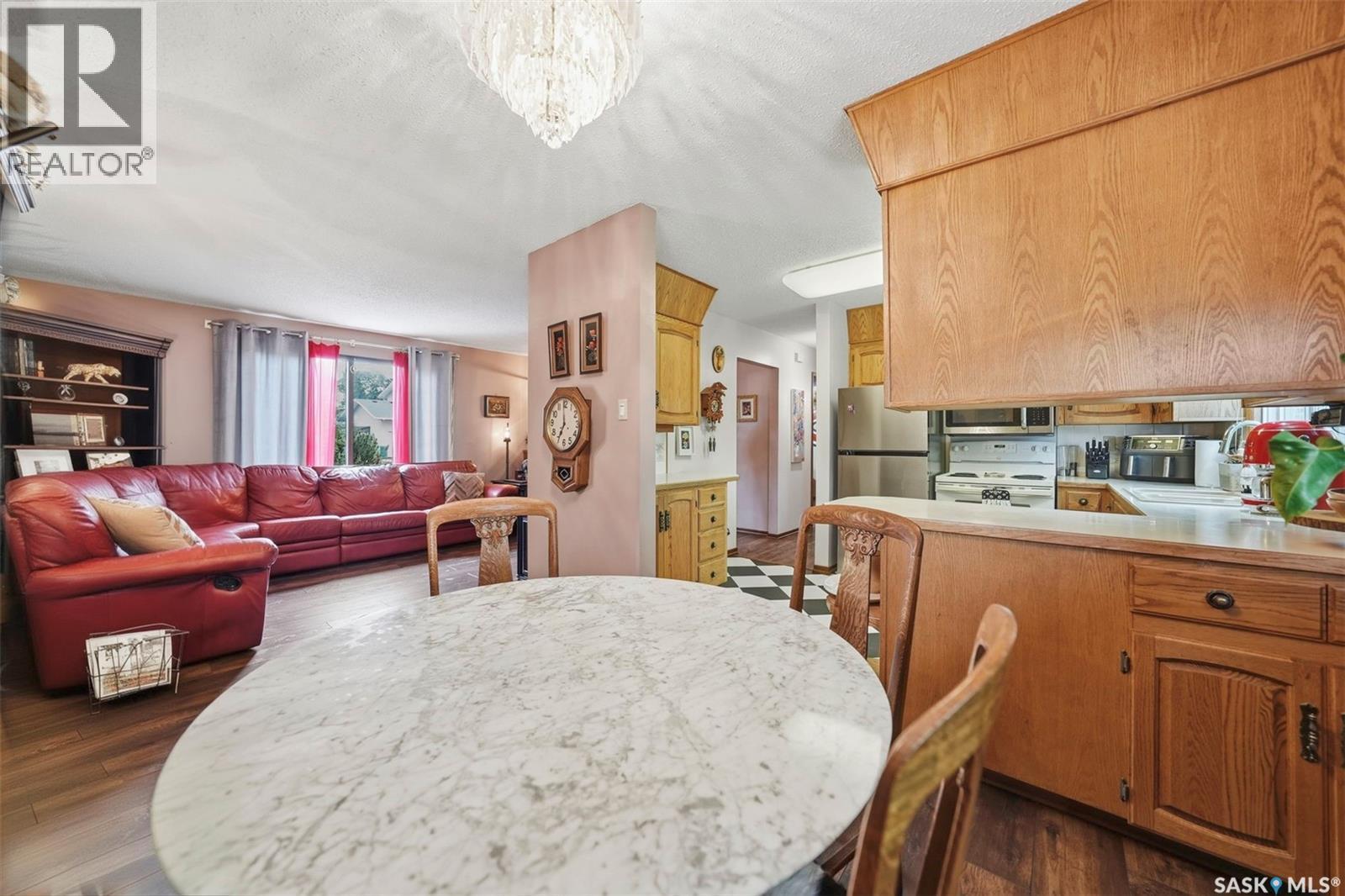 30 Riel Crescent, Saskatoon, SK