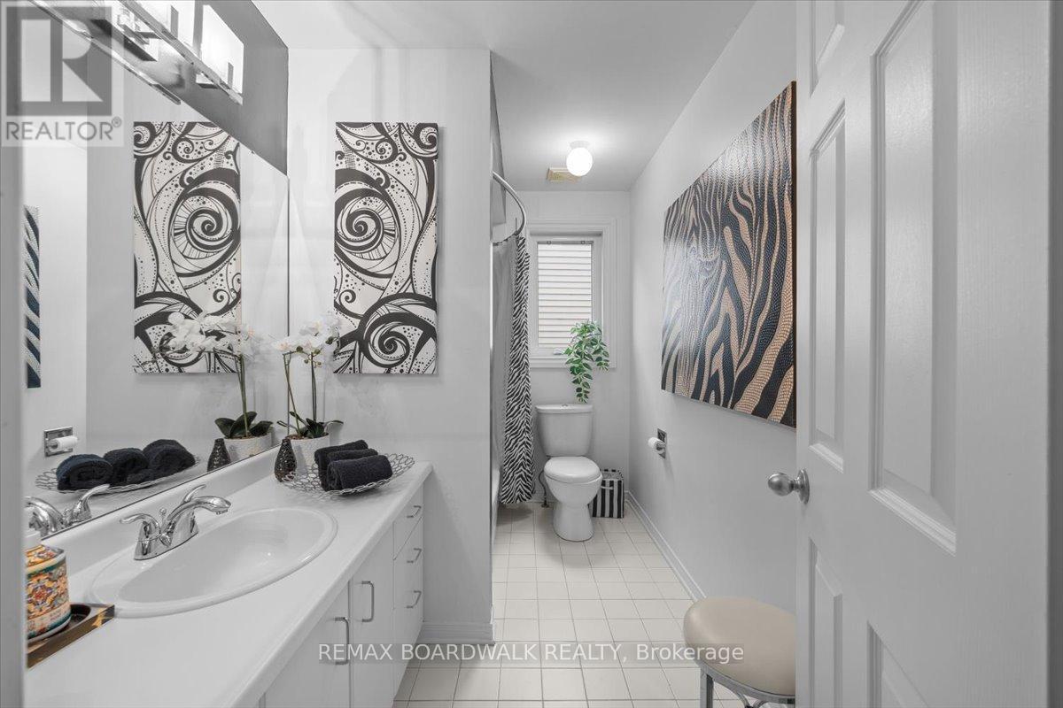 24 Hackett Street, Ottawa, ON