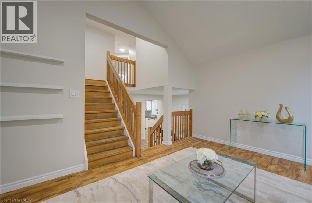 379 Veronica Drive, Kitchener, ON