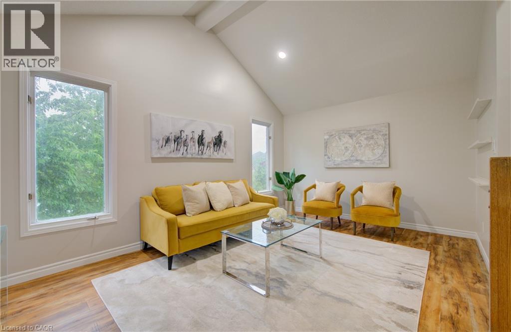 379 Veronica Drive, Kitchener, ON