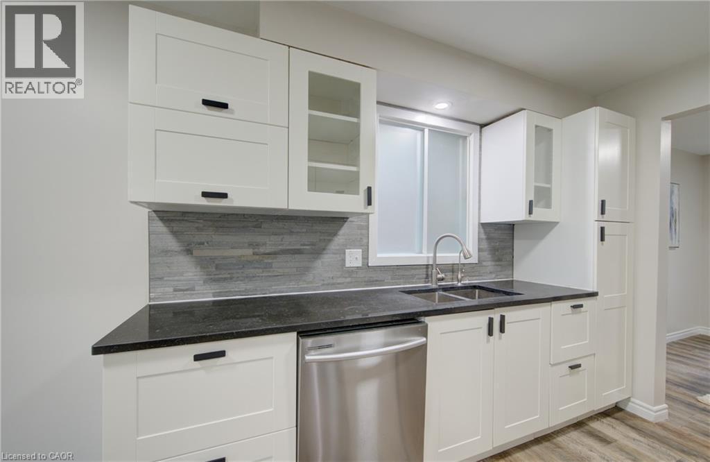 379 Veronica Drive, Kitchener, ON