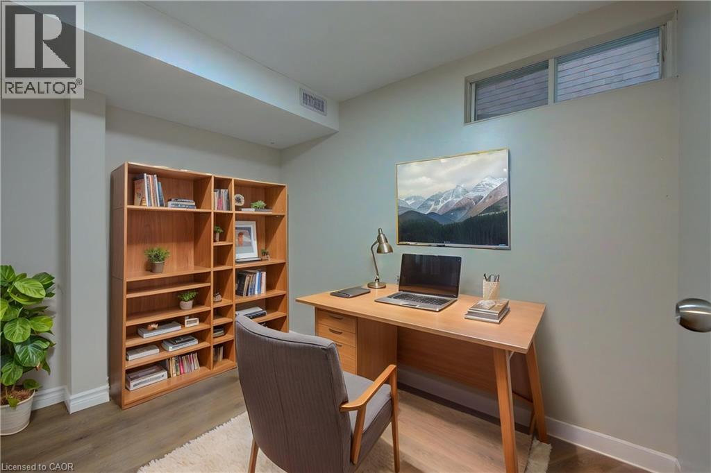 379 Veronica Drive, Kitchener, ON
