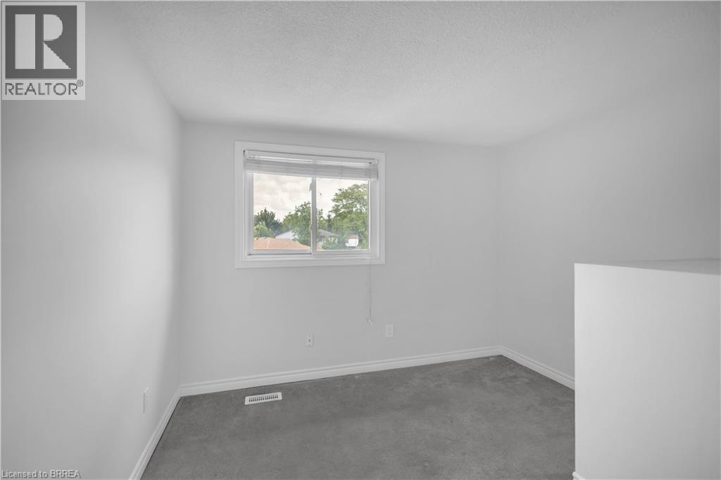 210 Golden Orchard Drive, Hamilton, ON