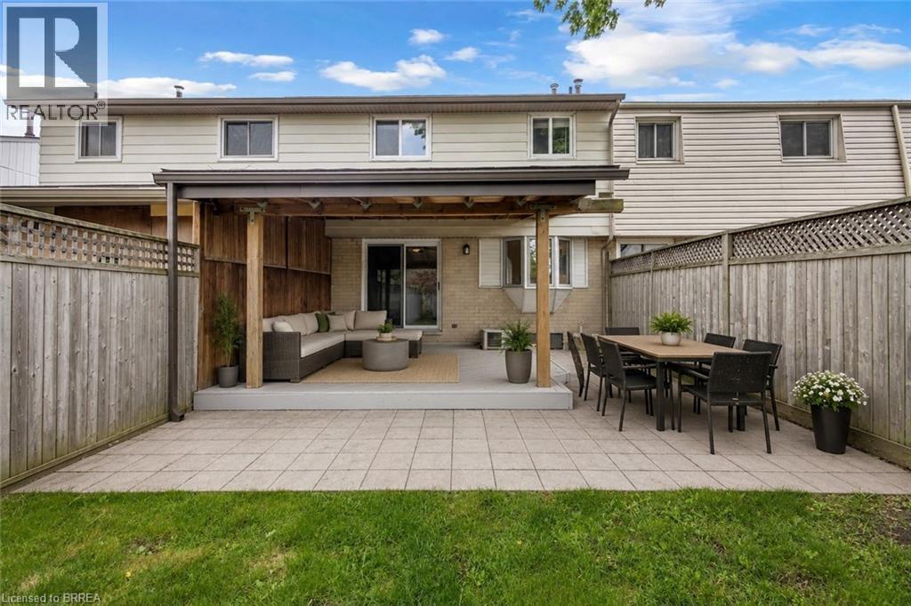 210 Golden Orchard Drive, Hamilton, ON
