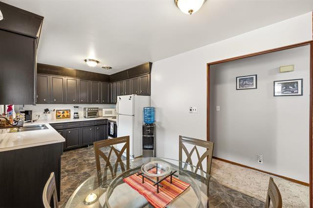 407 Inkster Blvd, Winnipeg, MB