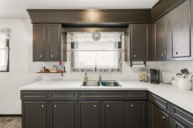 407 Inkster Blvd, Winnipeg, MB