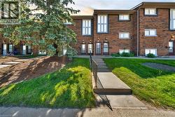 49 RHONDA Road Unit# 90 Guelph, ON N1H 7A4