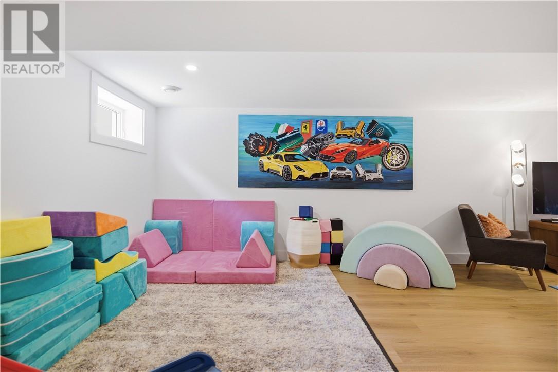 2303 Treeview Road, Sudbury, ON