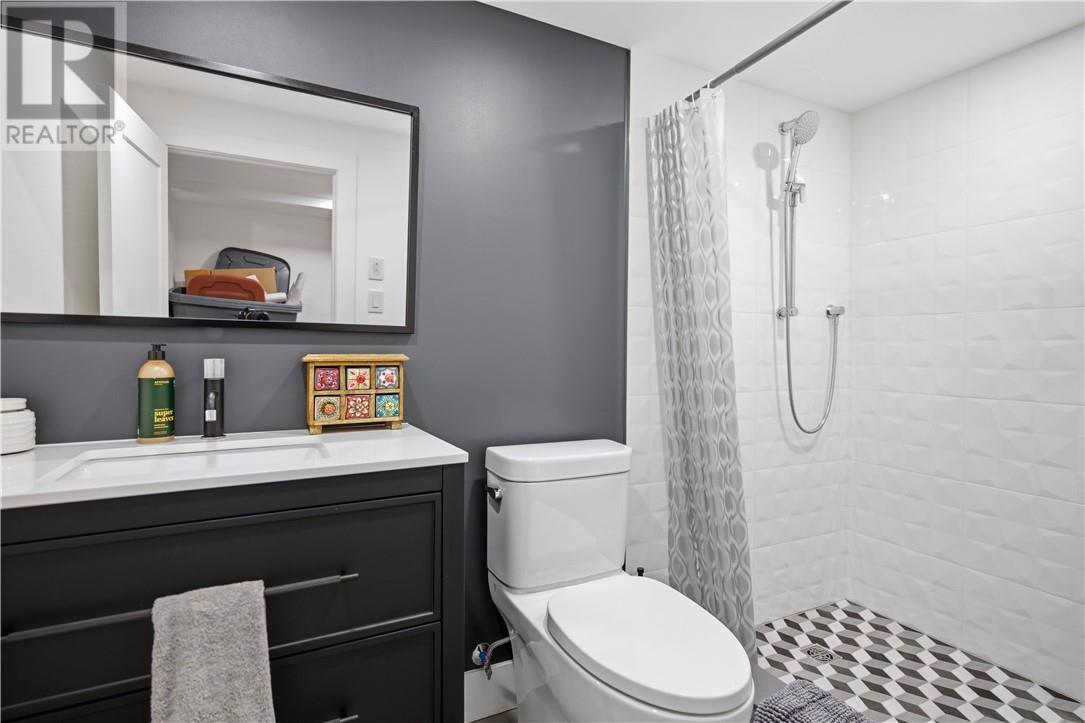 2303 Treeview Road, Sudbury, ON