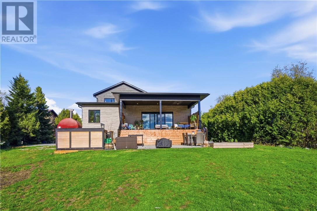2303 Treeview Road, Sudbury, ON