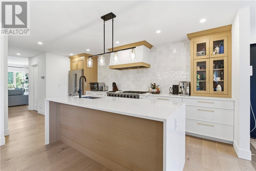 2303 Treeview Road, Sudbury, ON