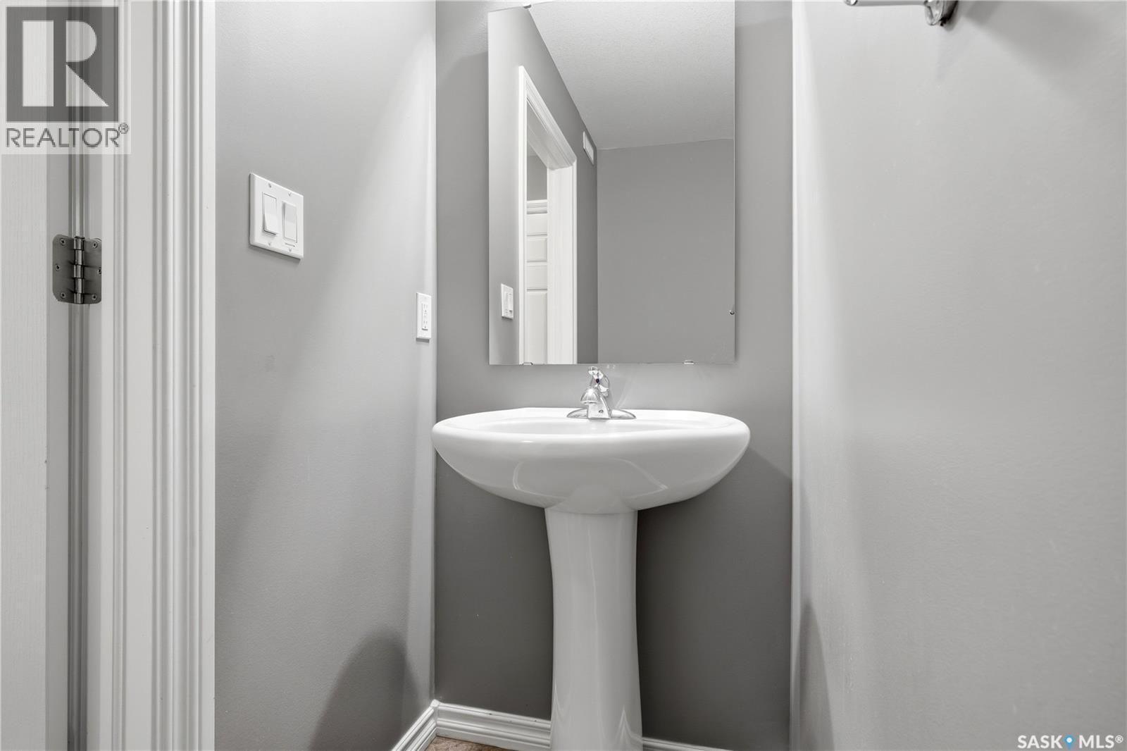 4562 Harbour Landing Drive, Regina, SK