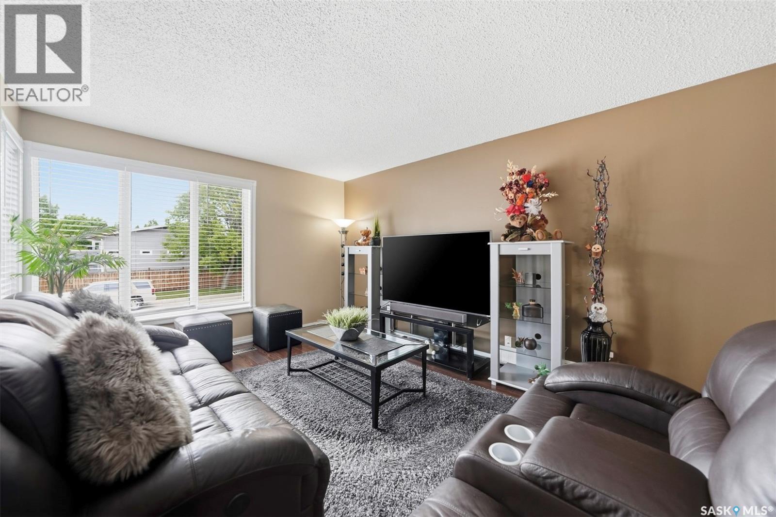 235 Benesh Crescent, Saskatoon, SK