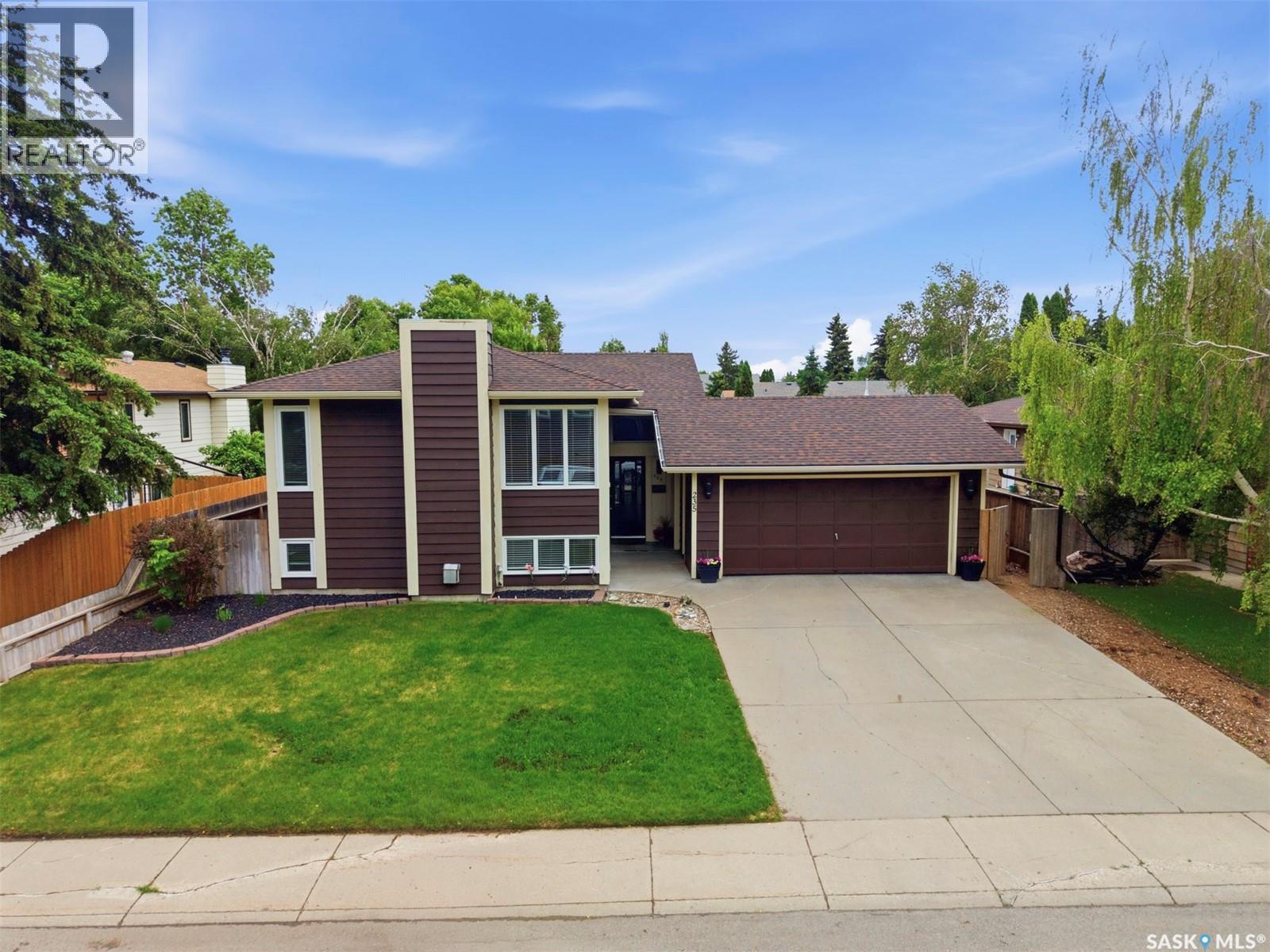 235 Benesh Crescent, Saskatoon, SK